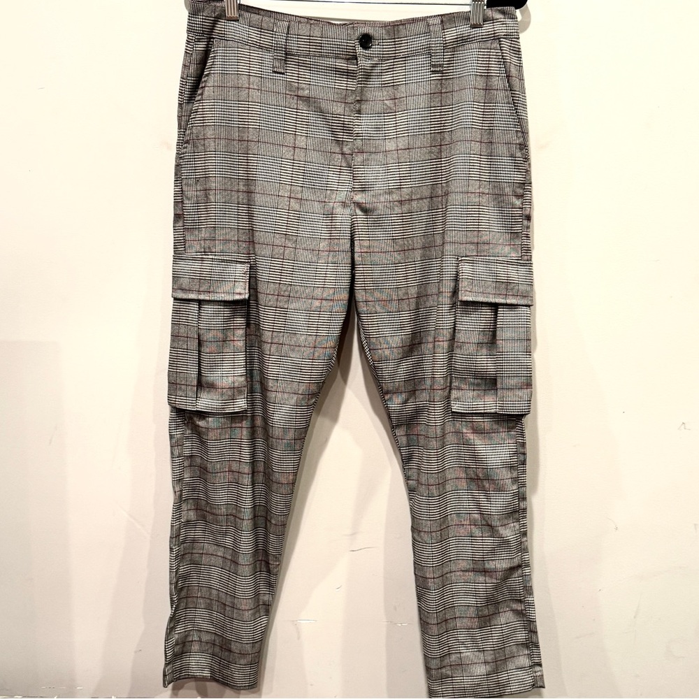 Forever 21 Men's Black and Gray Plaid Cargo Pants Pockets Size Waist 32 NWOT - Picture 3 of 9